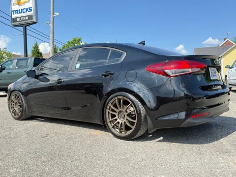 More photos of 2018 Kia Forte LX at Glenn Chevrolet, KY