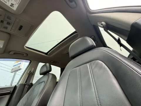 More photos of 2014 Chevrolet Captiva Sport LT at Glenn Chevrolet, KY