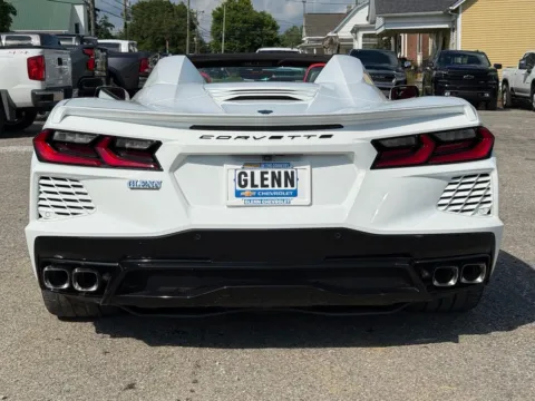 More photos of 2023 Chevrolet Corvette Stingray at Glenn Chevrolet, KY