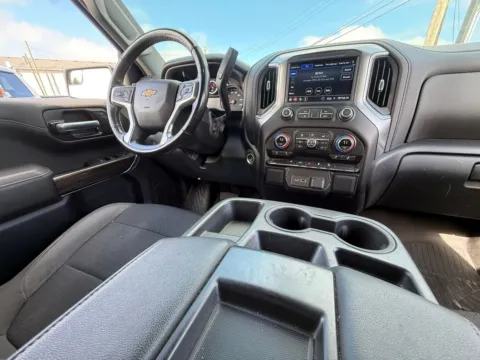 Another view of 2022 Chevrolet Silverado 1500 LTD LT for sale in Eminence, KY at Glenn Chevrolet