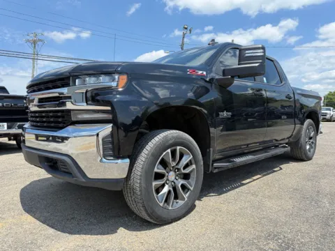 Photos of 2020 Chevrolet Silverado 1500 LT for sale in Eminence, KY at Glenn Chevrolet