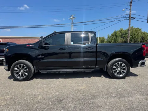 Another view of 2020 Chevrolet Silverado 1500 LT for sale in Eminence, KY at Glenn Chevrolet