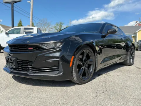 Photos of 2019 Chevrolet Camaro SS for sale in Eminence, KY at Glenn Chevrolet