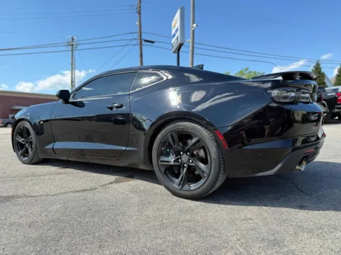 More photos of 2019 Chevrolet Camaro SS at Glenn Chevrolet, KY