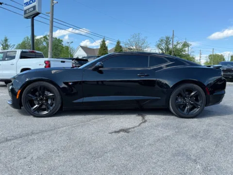 Another view of 2019 Chevrolet Camaro SS for sale in Eminence, KY at Glenn Chevrolet