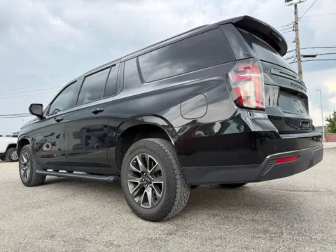 More photos of 2021 Chevrolet Suburban Z71 at Glenn Chevrolet, KY