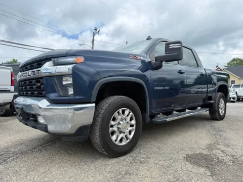 Photos of 2023 Chevrolet Silverado 2500 HD LT for sale in Eminence, KY at Glenn Chevrolet