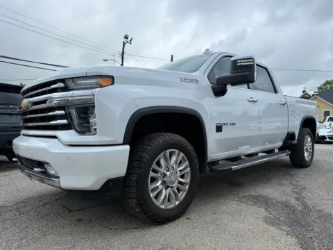 Photos of 2020 Chevrolet Silverado 2500HD High Country for sale in Eminence, KY at Glenn Chevrolet