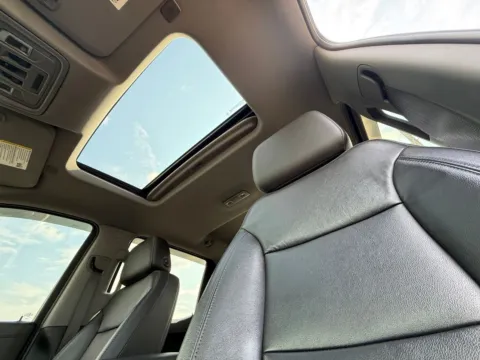 Another view of 2019 Chevrolet Silverado 1500 LT Trail Boss for sale in Eminence, KY at Glenn Chevrolet