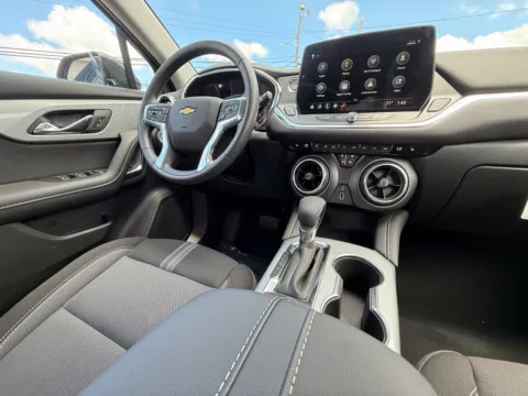 Another view of 2026 Chevrolet Blazer LT for sale in Eminence, KY at Glenn Chevrolet