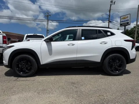 Another view of 2026 Chevrolet Trax LT for sale in Eminence, KY at Glenn Chevrolet