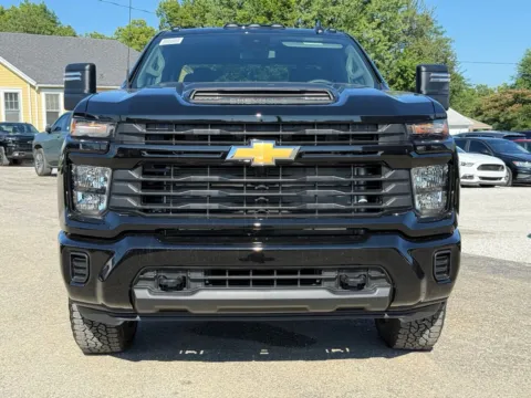 More photos of 2026 Chevrolet Silverado 2500HD Custom at Glenn Chevrolet, KY