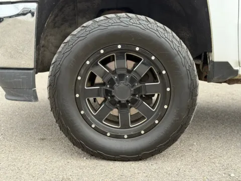 More photos of 2018 Chevrolet Silverado 1500 LT at Glenn Chevrolet, KY