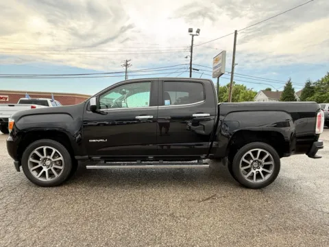 Another view of 2020 GMC Canyon Denali for sale in Eminence, KY at Glenn Chevrolet