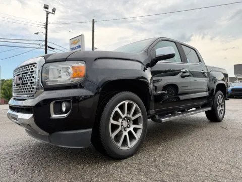 Photos of 2020 GMC Canyon Denali for sale in Eminence, KY at Glenn Chevrolet