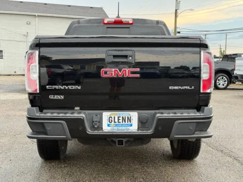 More photos of 2020 GMC Canyon Denali at Glenn Chevrolet, KY