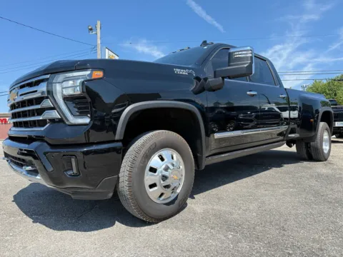 Photos of 2024 Chevrolet Silverado 3500 HD High Country for sale in Eminence, KY at Glenn Chevrolet