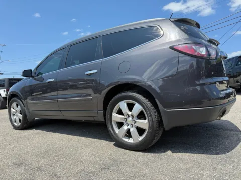 More photos of 2016 Chevrolet Traverse LTZ at Glenn Chevrolet, KY