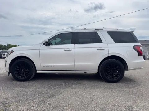 Photos of 2019 Ford Expedition Platinum for sale in Eminence, KY at Glenn Chevrolet