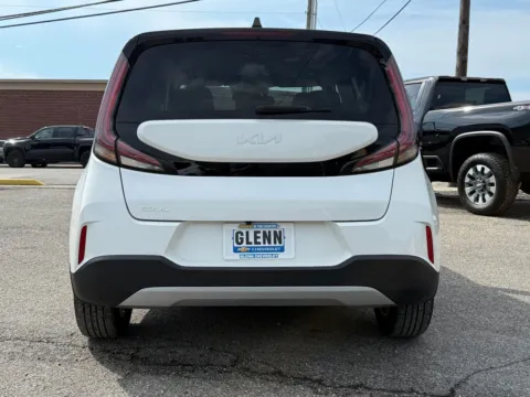 More photos of 2023 Kia Soul LX at Glenn Chevrolet, KY