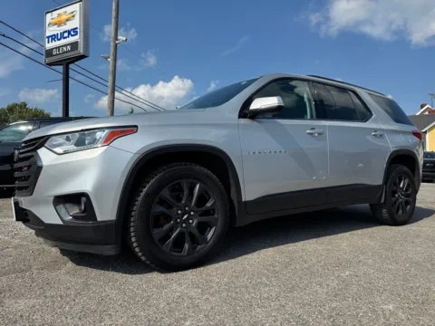 Photos of 2020 Chevrolet Traverse RS for sale in Eminence, KY at Glenn Chevrolet