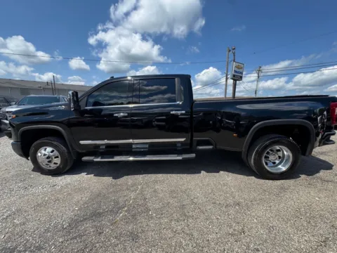 Another view of 2025 Chevrolet Silverado 3500 HD High Country for sale in Eminence, KY at Glenn Chevrolet