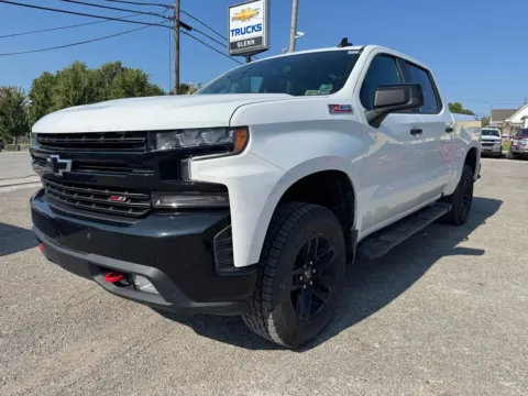 Photos of 2022 Chevrolet Silverado 1500 LTD LT Trail Boss for sale in Eminence, KY at Glenn Chevrolet