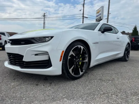 Photos of 2021 Chevrolet Camaro SS for sale in Eminence, KY at Glenn Chevrolet