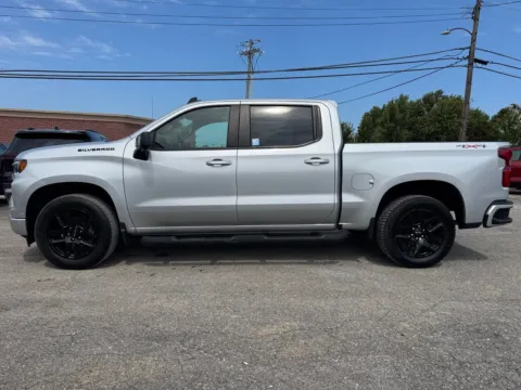 Another view of 2022 Chevrolet Silverado 1500 RST for sale in Eminence, KY at Glenn Chevrolet