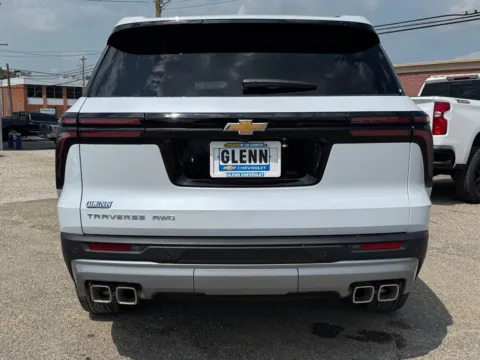 More photos of 2027 Chevrolet Traverse LT at Glenn Chevrolet, KY