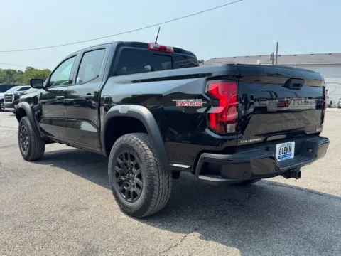 More photos of 2026 Chevrolet Colorado Trail Boss at Glenn Chevrolet, KY