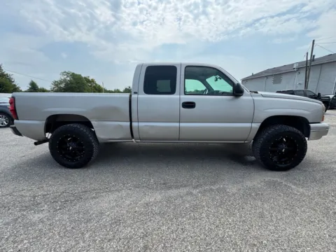 More photos of 2006 Chevrolet Silverado 1500 LT at Glenn Chevrolet, KY
