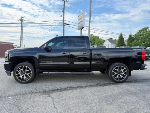 More photos of 2018 Chevrolet Silverado 1500 LT at Glenn Chevrolet, KY
