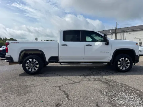 More photos of 2023 Chevrolet Silverado 2500 HD Custom at Glenn Chevrolet, KY