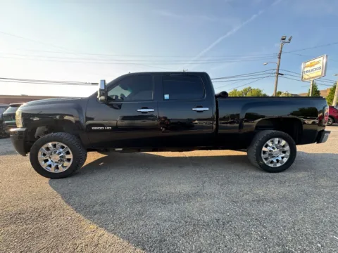 Another view of 2014 Chevrolet Silverado 2500 HD LT for sale in Eminence, KY at Glenn Chevrolet