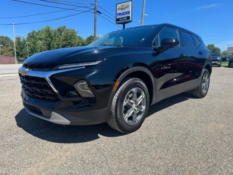 Photos of 2025 Chevrolet Blazer LT for sale in Eminence, KY at Glenn Chevrolet