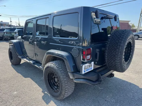 More photos of 2017 Jeep Wrangler Unlimited Sahara at Glenn Chevrolet, KY