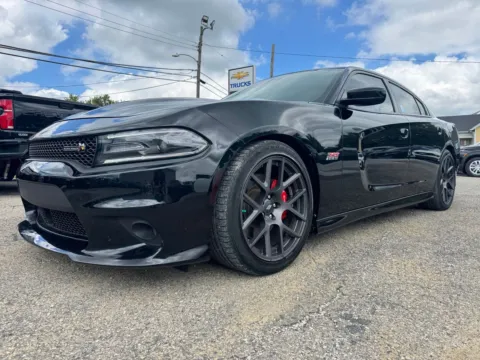Photos of 2018 Dodge Charger R/T Scat Pack for sale in Eminence, KY at Glenn Chevrolet