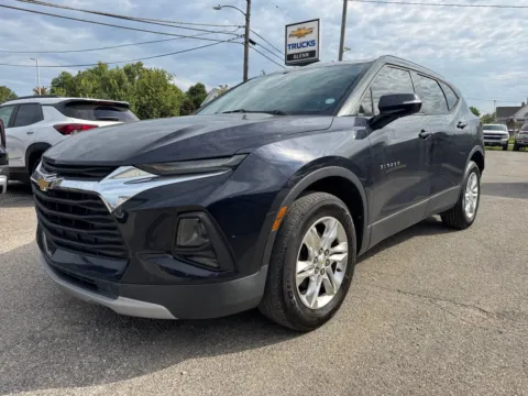 Photos of 2020 Chevrolet Blazer LT for sale in Eminence, KY at Glenn Chevrolet