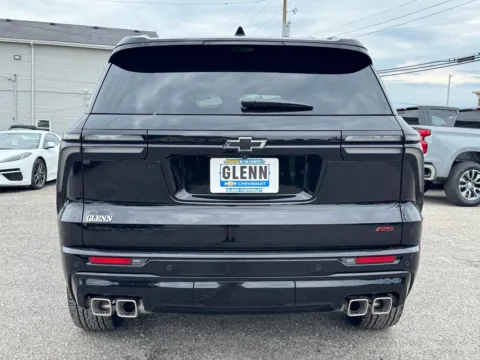 More photos of 2027 Chevrolet Traverse RS at Glenn Chevrolet, KY
