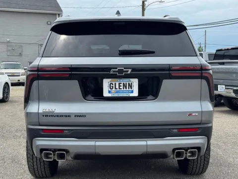 More photos of 2027 Chevrolet Traverse Z71 at Glenn Chevrolet, KY