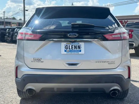 More photos of 2019 Ford Edge Titanium at Glenn Chevrolet, KY