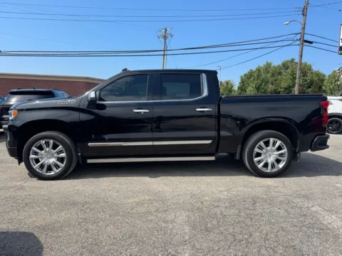 Another view of 2022 Chevrolet Silverado 1500 High Country for sale in Eminence, KY at Glenn Chevrolet