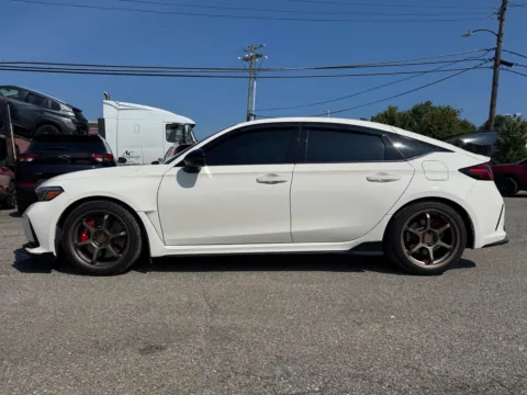 Another view of 2023 Honda Civic Type R for sale in Eminence, KY at Glenn Chevrolet