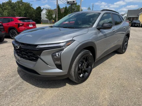 Photos of 2026 Chevrolet Trax LT for sale in Eminence, KY at Glenn Chevrolet