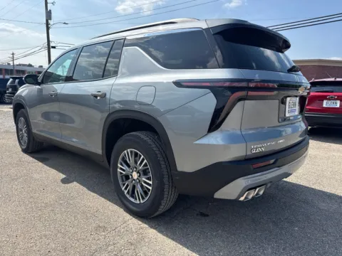 More photos of 2027 Chevrolet Traverse LT at Glenn Chevrolet, KY