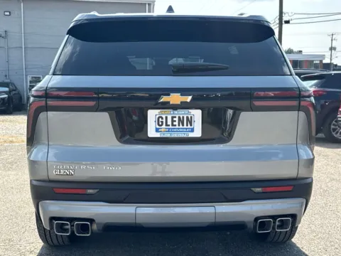 More photos of 2027 Chevrolet Traverse LT at Glenn Chevrolet, KY