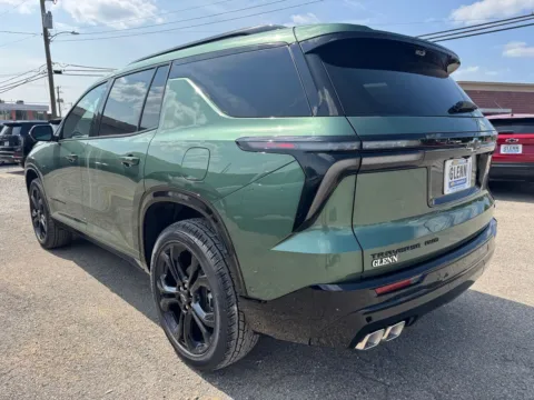 More photos of 2027 Chevrolet Traverse RS at Glenn Chevrolet, KY