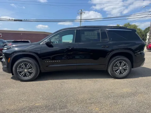 Another view of 2027 Chevrolet Traverse LT for sale in Eminence, KY at Glenn Chevrolet
