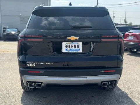 More photos of 2027 Chevrolet Traverse LT at Glenn Chevrolet, KY